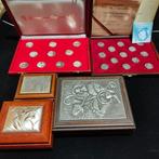 Spanje. 23 Silver Medals ( 2 Cases ) + 3 wood and silver, Postzegels en Munten