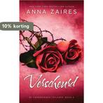 Verscheurd / De verwrongen-trilogie / 2 9789402177756, Boeken, Verzenden, Gelezen, Anna Zaires