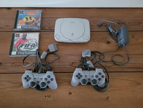 Sony - Playstation 1 (PS1) - PS One with 2 controllers -, Spelcomputers en Games, Spelcomputers | Overige Accessoires