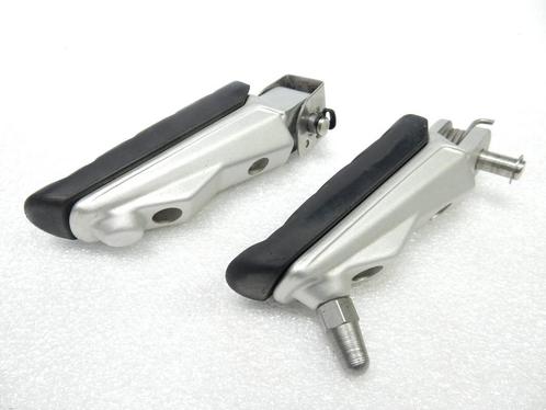 BMW F 900 XR Voetsteun links met rubber voor / achter / 4671, Motoren, Onderdelen | BMW, Ophalen of Verzenden