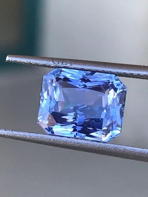 1 pcs Blauw Saffier - 5.06 ct - Gemological Institute of, Sieraden, Tassen en Uiterlijk, Edelstenen