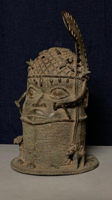 Tete commémorative - Hoofd van een figuur - tête de reine, Antiek en Kunst, Kunst | Niet-Westerse kunst