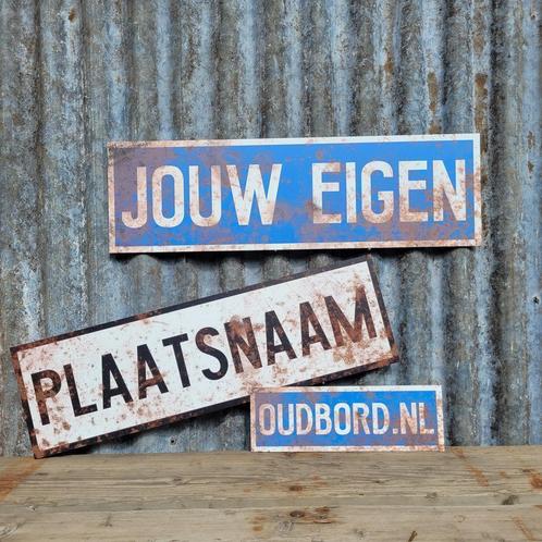 Plaatsnaambord met eigen plaatsnaam in vintage / retro stijl, Antiek en Kunst, Antiek | Wandborden en Tegels, Verzenden