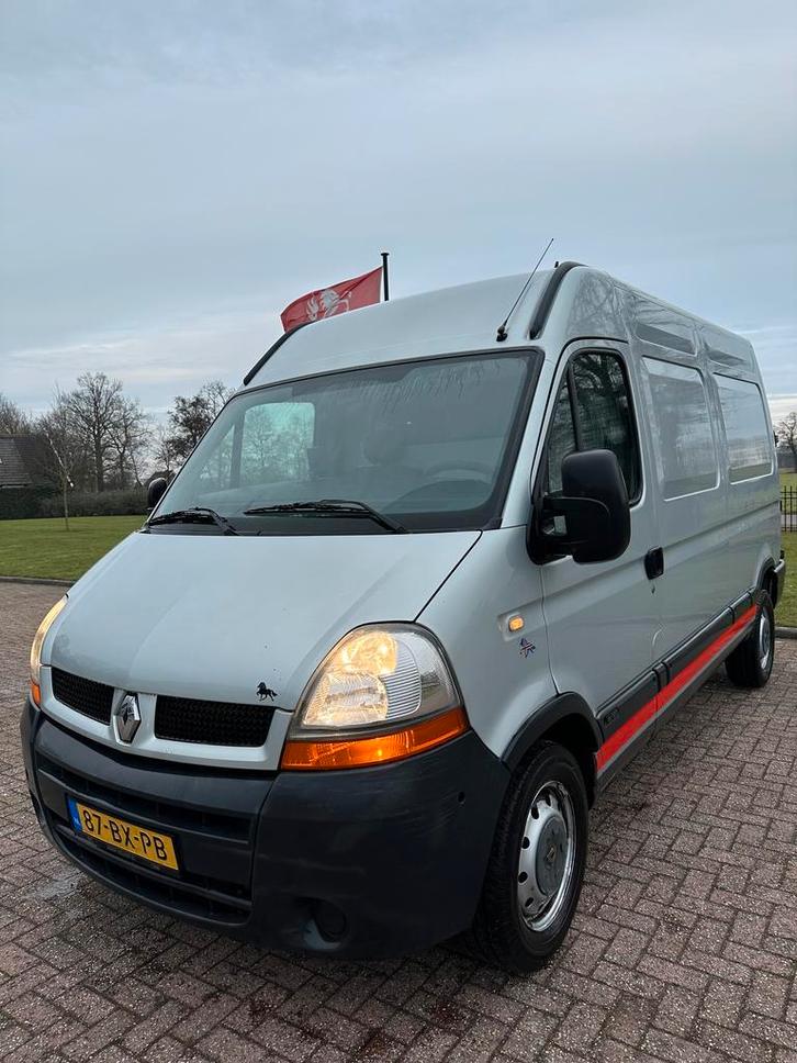 Renault Paardenwagen te koop! Horse on Wheels!, Dieren en Toebehoren, Paarden en Pony's | Trailers en Aanhangwagens, 2-paards trailer