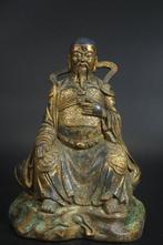 This is a bronze seated statue of Xuanwu - Brons - China