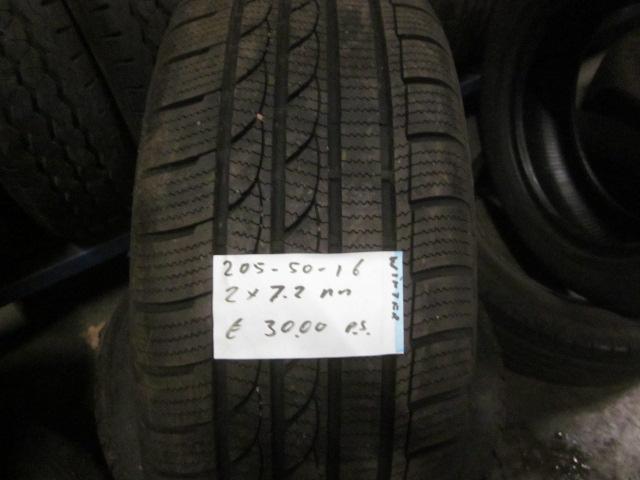 205 50 16 Minerva Ice-Plus S210 winterbanden, Auto-onderdelen, Banden en Velgen, 16 inch, Winterbanden, 205 mm, Personenwagen