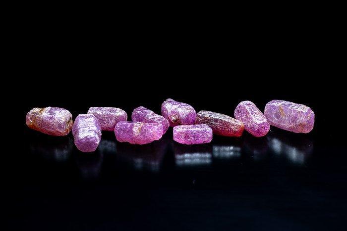 Mooi lot van 10 ongeslepen robijnen – Mozambique 44,73, Verzamelen, Mineralen en Fossielen