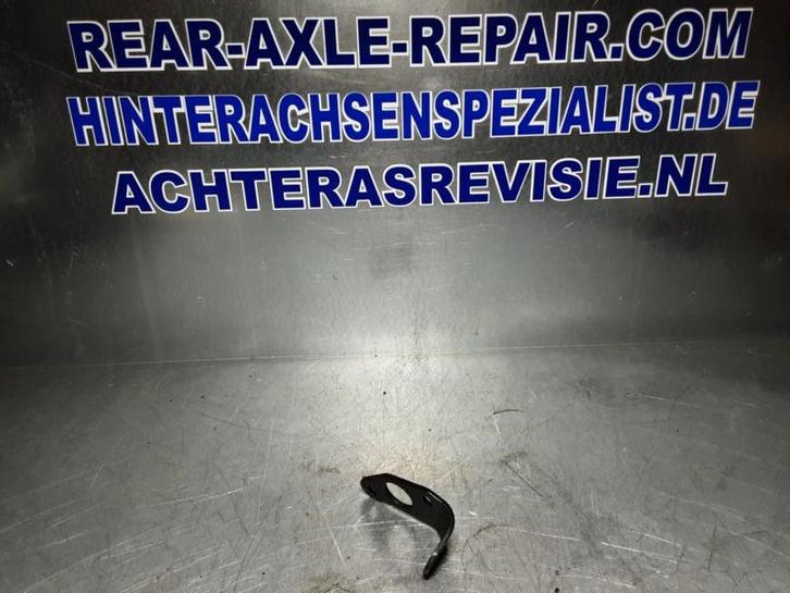 Startmotorbeugel Opel CIH motor (voor de kleine startmotor)., Auto-onderdelen, Motor en Toebehoren, Nieuw, Opel, Verzenden