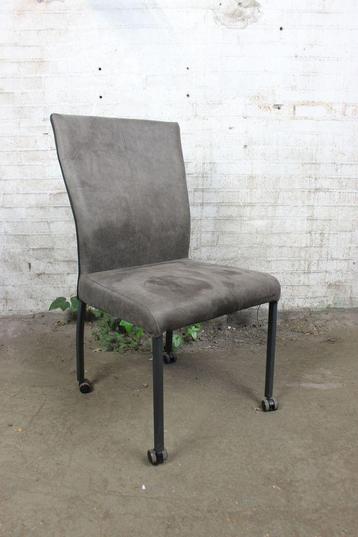 Just Design | Vergaderstoel | Tweedehands | Bruin | VS142 beschikbaar voor biedingen
