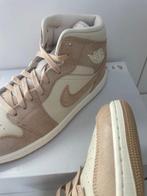 Nike - WMNS Air Jordan 1 Mid SE – Legend Light Brown -, Kleding | Heren, Schoenen, Nieuw