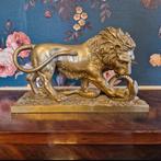 Het triomf van het licht boven de schaduwen: monumentale