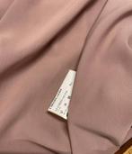 Fine Pezza Cheope – La Grazia del Raso in un Colore d’Autore