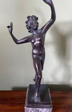 Beeld, Danse Faun (or Satyr) - 37 cm - Marmerstof met
