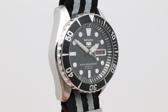 Seiko - Seiko 5 - Zonder Minimumprijs - SNZF17J1 | 7S36-03C0, Sieraden, Tassen en Uiterlijk, Horloges | Antiek