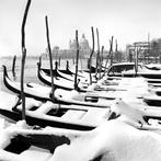 Cameraphoto Epoche/Vittorio Pavan - Neve a Venezia, 1956