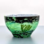 Daum Nancy - Kom - “verre de jade” with gold-leaf (paillons, Antiek en Kunst