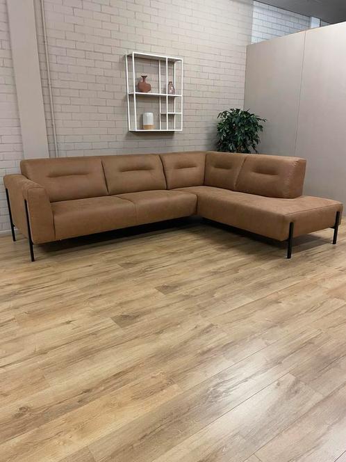 GROTE OPRUIMING (hoek)banken! snel leverbaar! WEG IS WEG, Huis en Inrichting, Banken | Complete zithoeken, Nieuw, Hout, Kunststof