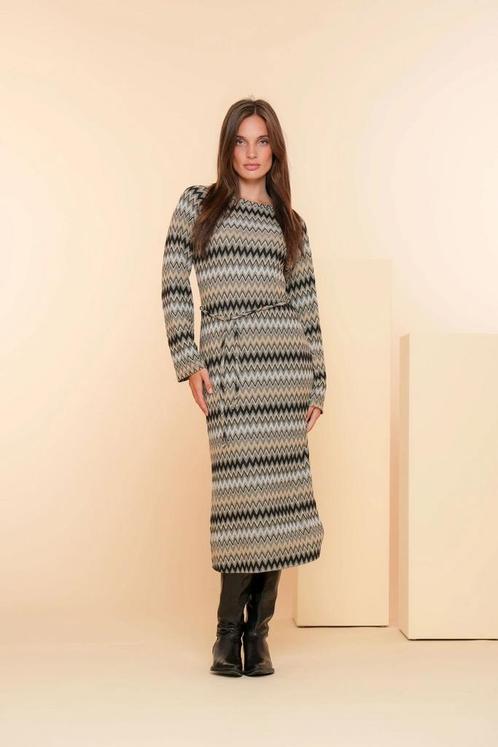 -50% Geisha  Geisha 47610-20 dress sand/black  maat M, Kleding | Dames, Jurken, Nieuw, Verzenden