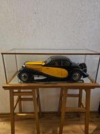 Pocher 1:8 - Model sportwagen - Bugatti, Hobby en Vrije tijd, Modelauto's | 1:5 tot 1:12, Nieuw