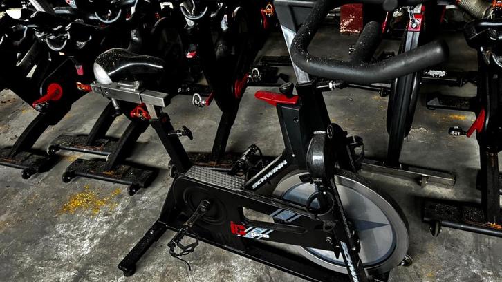 Schwinn IC Elite Indoor Cycle met Smart Release | Bike, Sport en Fitness, Fitnessmaterialen, Overige typen, Ophalen of Verzenden