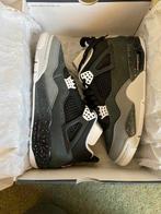 Nike - Air Jordan 4 - Sneakers - Maat: EU 43, Nieuw