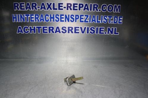 Opel Rekord E, deurvanger van een achterportier. (Interieur), Auto-onderdelen, Interieur en Bekleding, Nieuw, Opel, Verzenden