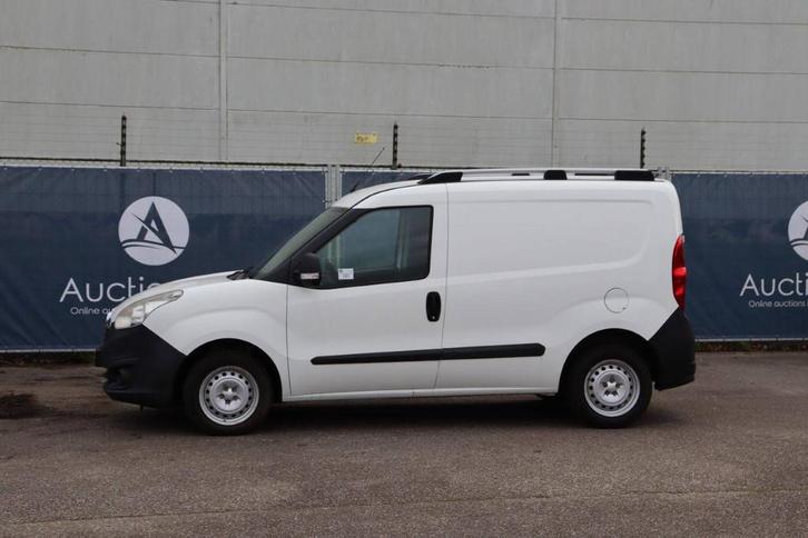 Veiling: Bestelwagen Opel COMBO VAN Diesel 2015, Auto's, Bestelauto's, Handgeschakeld, BTW verrekenbaar, Diesel, Wit, Gebruikt