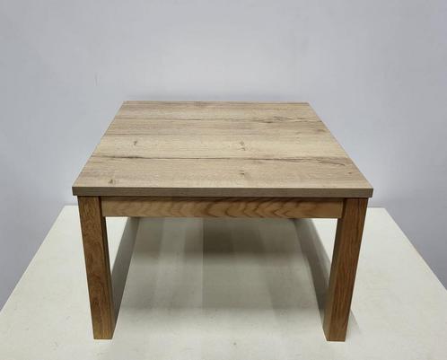 Salontafel, gebruikt, massief eiken, 70 x 70 x 47 cm, Diversen, Overige Diversen, Ophalen