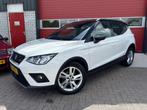 Zakelijke Lease |  SEAT Arona 1.5 TSI EVO FR Business Intens, Stof, Gebruikt, Overige brandstoffen, Wit