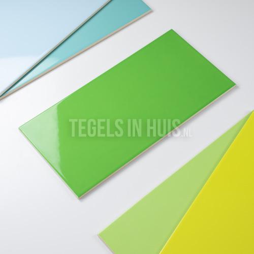 Wandtegel 20x40 glans groen waamb456 wandtegel, Doe-het-zelf en Verbouw, Tegels, Wandtegels, Nieuw, 10 m² of meer, Ophalen