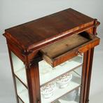 Hollandse biedermeier vitrinekast met lade en beschilderd in, Ophalen of Verzenden