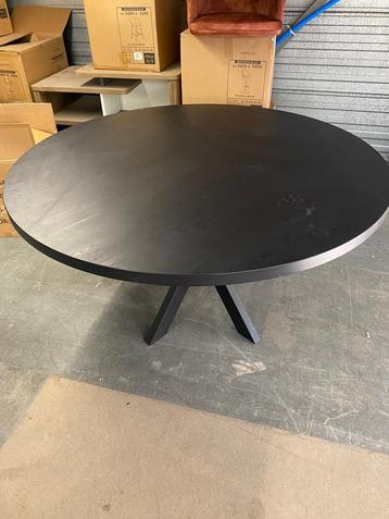 Nemo eettafel, kleur noir beschikbaar voor biedingen