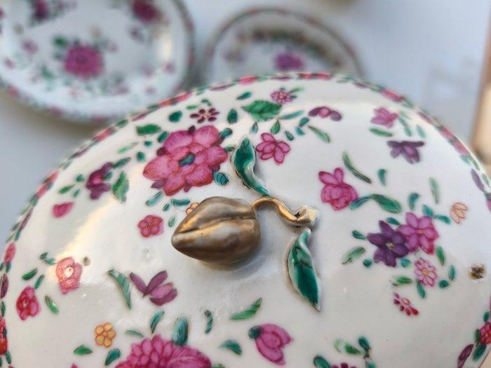 Een zeldzaam paar Chinese export porseleinen turetten,, Antiek en Kunst, Antiek | Overige Antiek