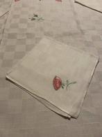 Tafelkleed (8) - 248 cm - 154 cm - tafelkleed en 7 servetten, Antiek en Kunst
