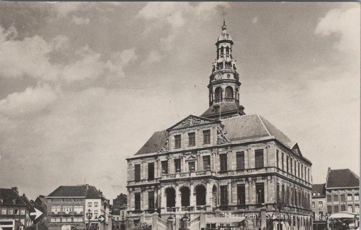 MAASTRICHT - Stadhuis, Verzamelen, Ansichtkaarten | Nederland, Verzenden