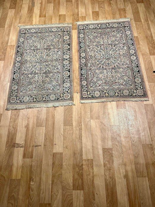 2 stuks kasjmier zijden tapijten - Tapijt - 124 cm - 80 cm, Huis en Inrichting, Stoffering | Tapijten en Kleden