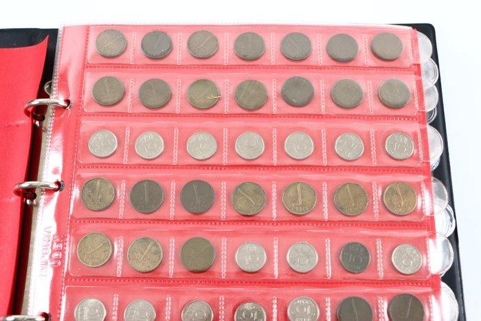 Nederland. Uitzoekpartij munten in 3 albums (Zonder, Postzegels en Munten, Munten | Nederland