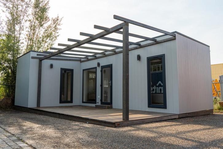 OK Recreatie Unit - Luno | 8.06m x 3.10m | Direct Leverbaar, Zakelijke goederen, Machines en Bouw | Keten en Containers