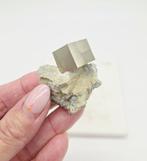 Pyriet uit Navajun Spanje (zie filmpje), Verzamelen, Mineralen en Fossielen, Ophalen of Verzenden