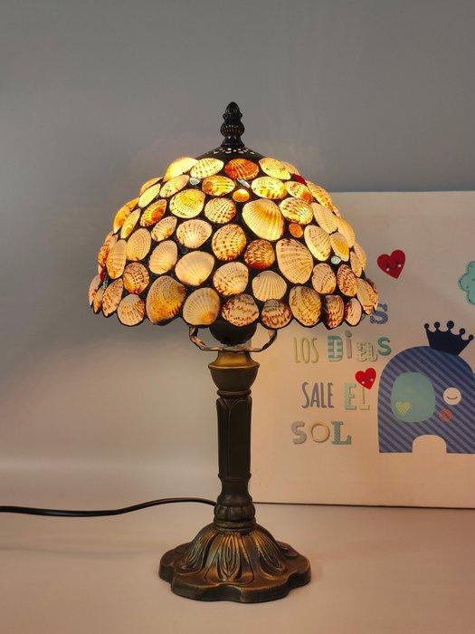 Lamp - Schelp - Kroonluchter, Antiek en Kunst, Kunst | Designobjecten
