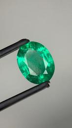 1 pcs Groen Smaragd - 1.88 ct - nternational Colored, Sieraden, Tassen en Uiterlijk, Edelstenen, Nieuw