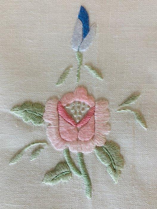 Tafelkleed (9) - 170 cm - 170 cm - Ronde, geborduurde, Antiek en Kunst, Antiek | Kleden en Textiel