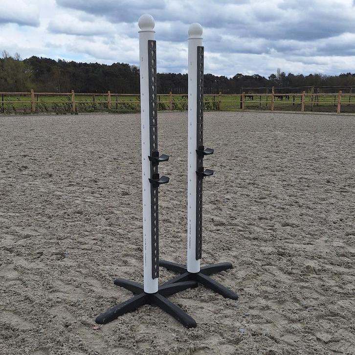 Set Van 2 Hindernis Staanders Met Sleutelgatprofiel, Dieren en Toebehoren, Paarden en Pony's | Overige Paardenspullen, Springen
