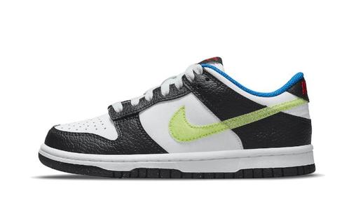Nike Dunk Low Signal Blue Lemon Twist - maat 35.5 (Sneakers), Kleding | Dames, Schoenen, Sneakers of Gympen, Nieuw, Verzenden
