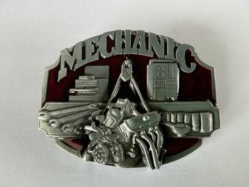 Buckle mechanic V8 beschikbaar voor biedingen