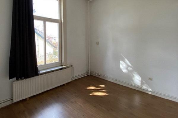 Kamer Zuider Parallelweg in Velp, Huizen en Kamers, Kamers te huur, 20 tot 35 m², Overige regio's
