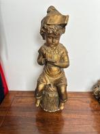Beeldje - Bambino seduto che legge - 7 kg - Gips, Antiek en Kunst, Curiosa en Brocante