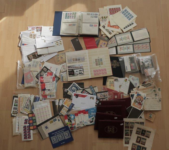 Nederland - Gevarieerde partij met oa blokjes, veldelen,, Postzegels en Munten, Postzegels | Nederland