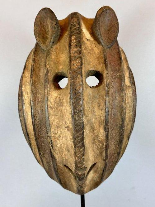 Rare & Old African mask from the Yela or Mbole - Congo., Antiek en Kunst, Kunst | Niet-Westerse kunst