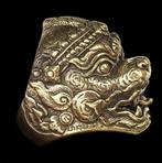 Ring van de Bewaker Yaksha, de Hemelse Strijder: Bescherming